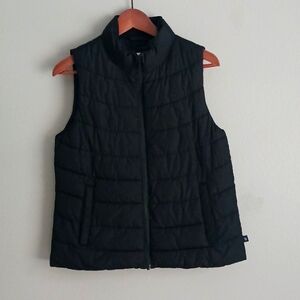 Gap vest with pockets